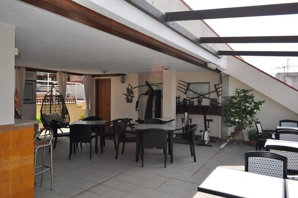 滨海略雷特 维拉德玛尔旅馆酒店 外观 照片